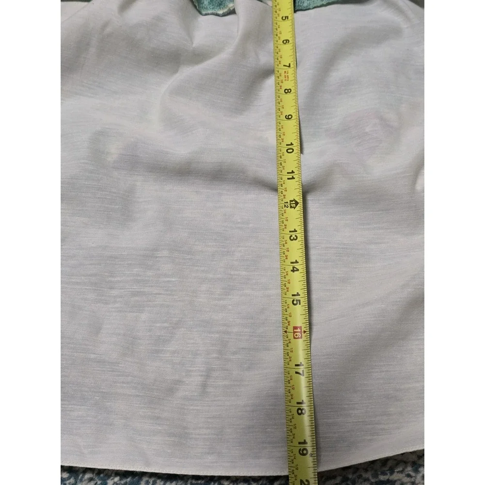 Round Accent Table Cloth 27 Inches Around, Cowboys, Farm Country Collectible (U)
